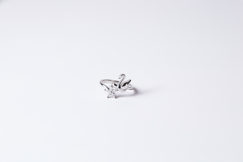 Silver Swan CZ Ring | 925 Sterling Silver