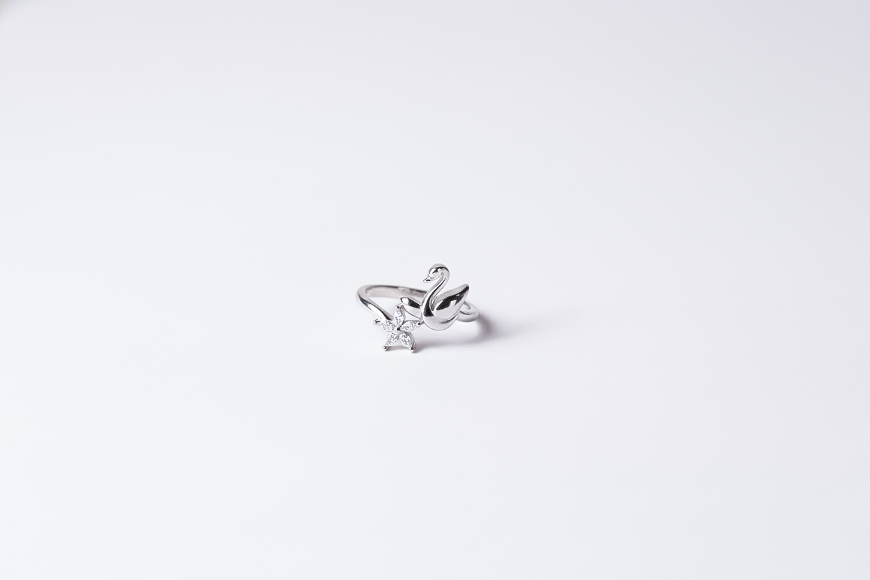 Silver Swan CZ Ring | 925 Sterling Silver